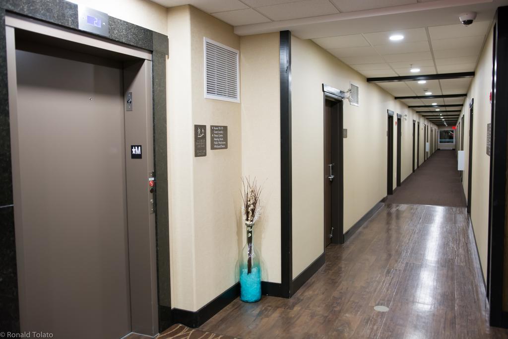 Comfort Inn & Suites Bonnyville Exteriör bild