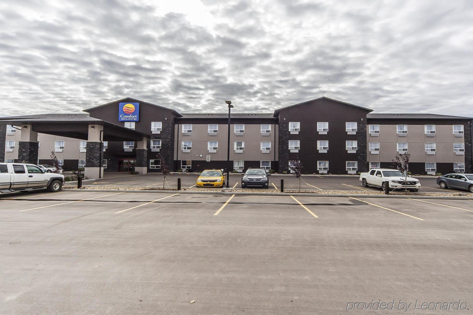 Comfort Inn & Suites Bonnyville Exteriör bild