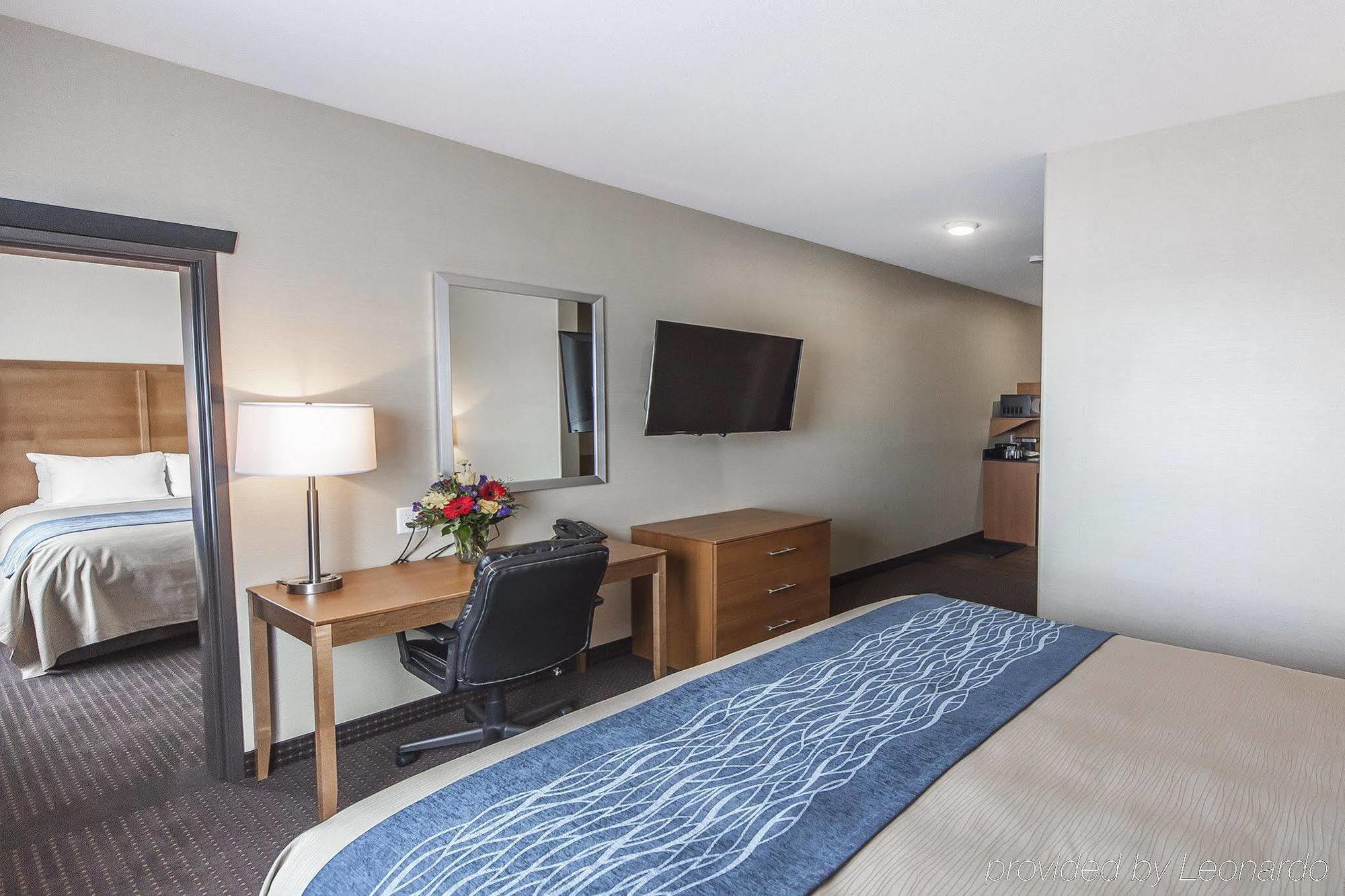 Comfort Inn & Suites Bonnyville Exteriör bild